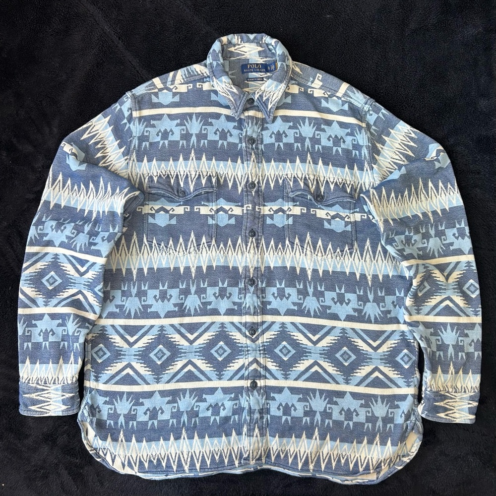 -Polo Ralph Lauren Men’s Aztec Patterned Button-Up shirt 
-Size XL